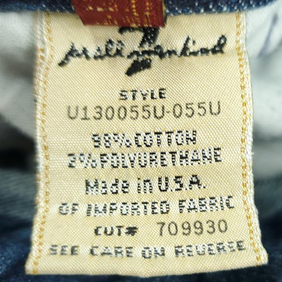 7 For All Mankind Blue Boot Cut Jeans A pocket. Too big for me. - Picture 14 of 15